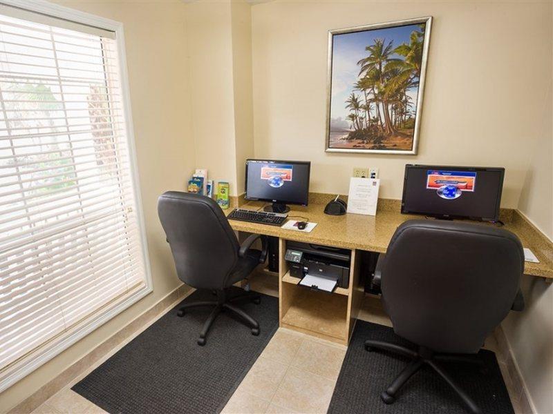Hampton By Hilton Grand Cayman Seven Mile Beach George Town Exterior foto